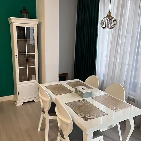 Apartment Uptown Flat *